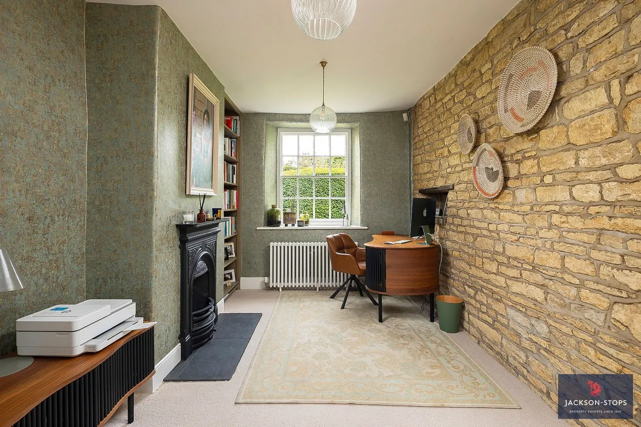Higham Road, Stanwick, NN9, photo 9