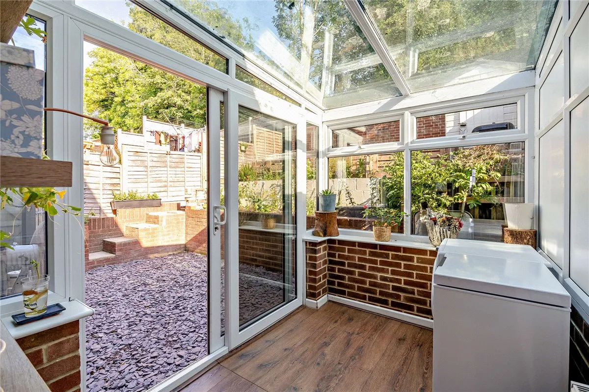 Anchor Road, Kingsclere, RG20, photo 13
