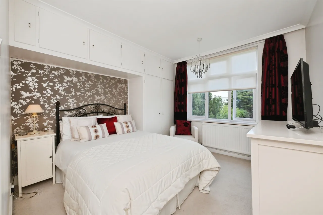 Cavendish Gardens, Barking, photo 6