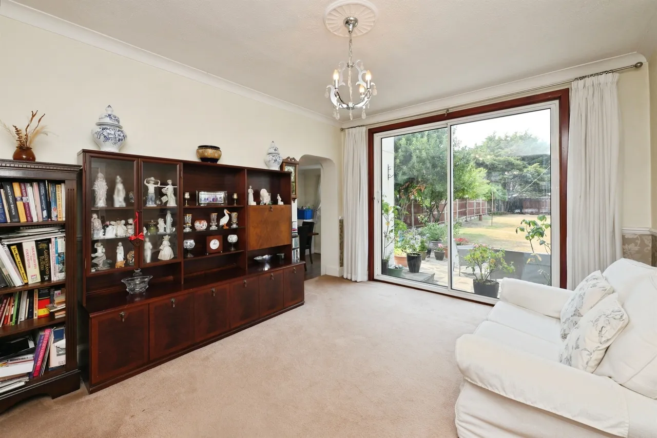 Cavendish Gardens, Barking, photo 4
