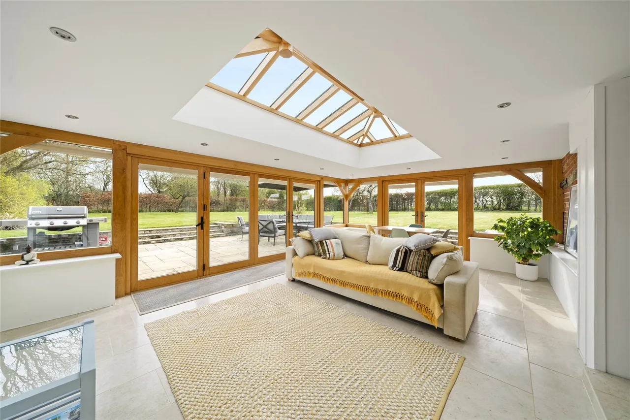 Twineham Lane, Twineham, Haywards Heath, West Sussex, RH17, photo 2