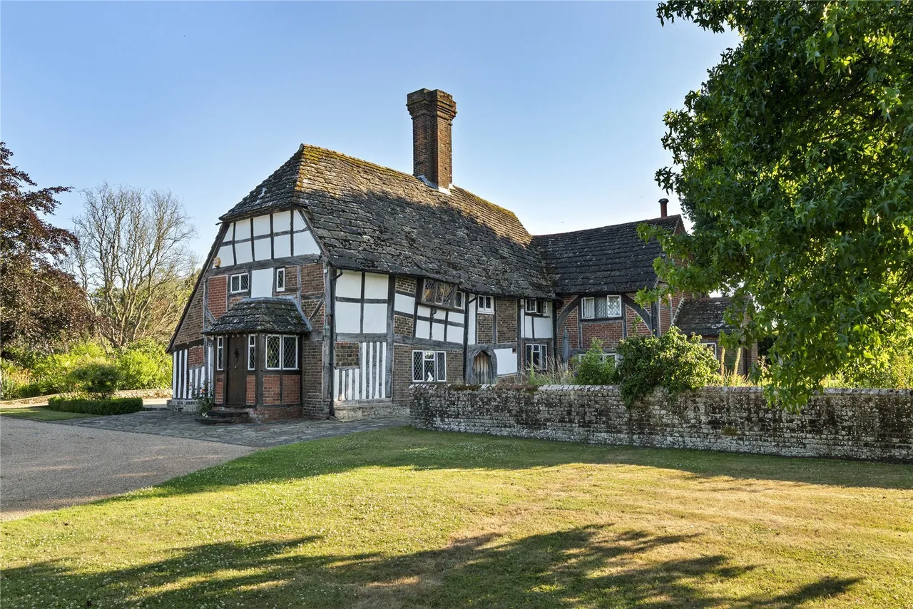 Twineham Lane, Twineham, Haywards Heath, West Sussex, RH17, photo 7