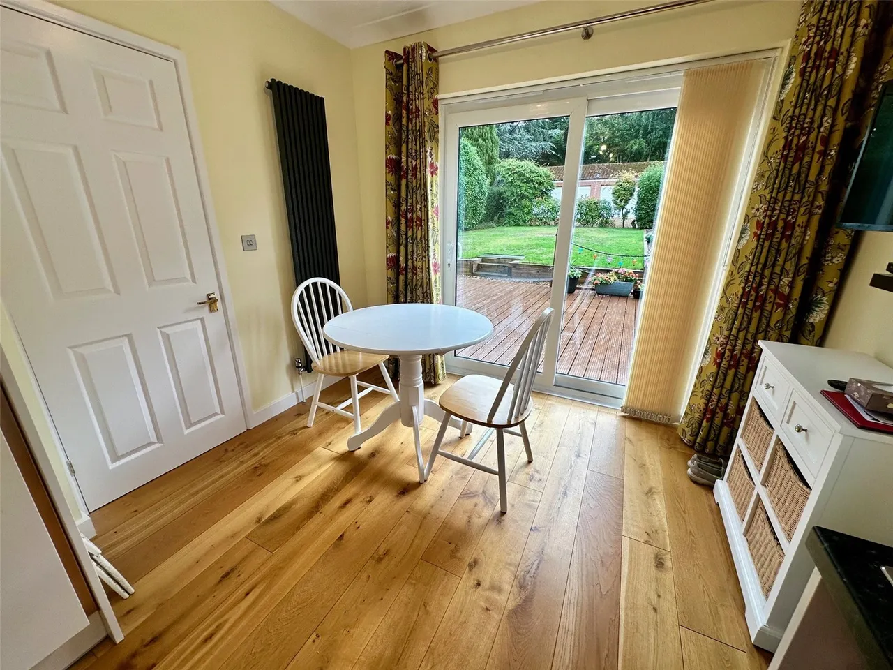 Hazel Avenue, Farnborough, Hampshire, GU14 0HA, photo 17