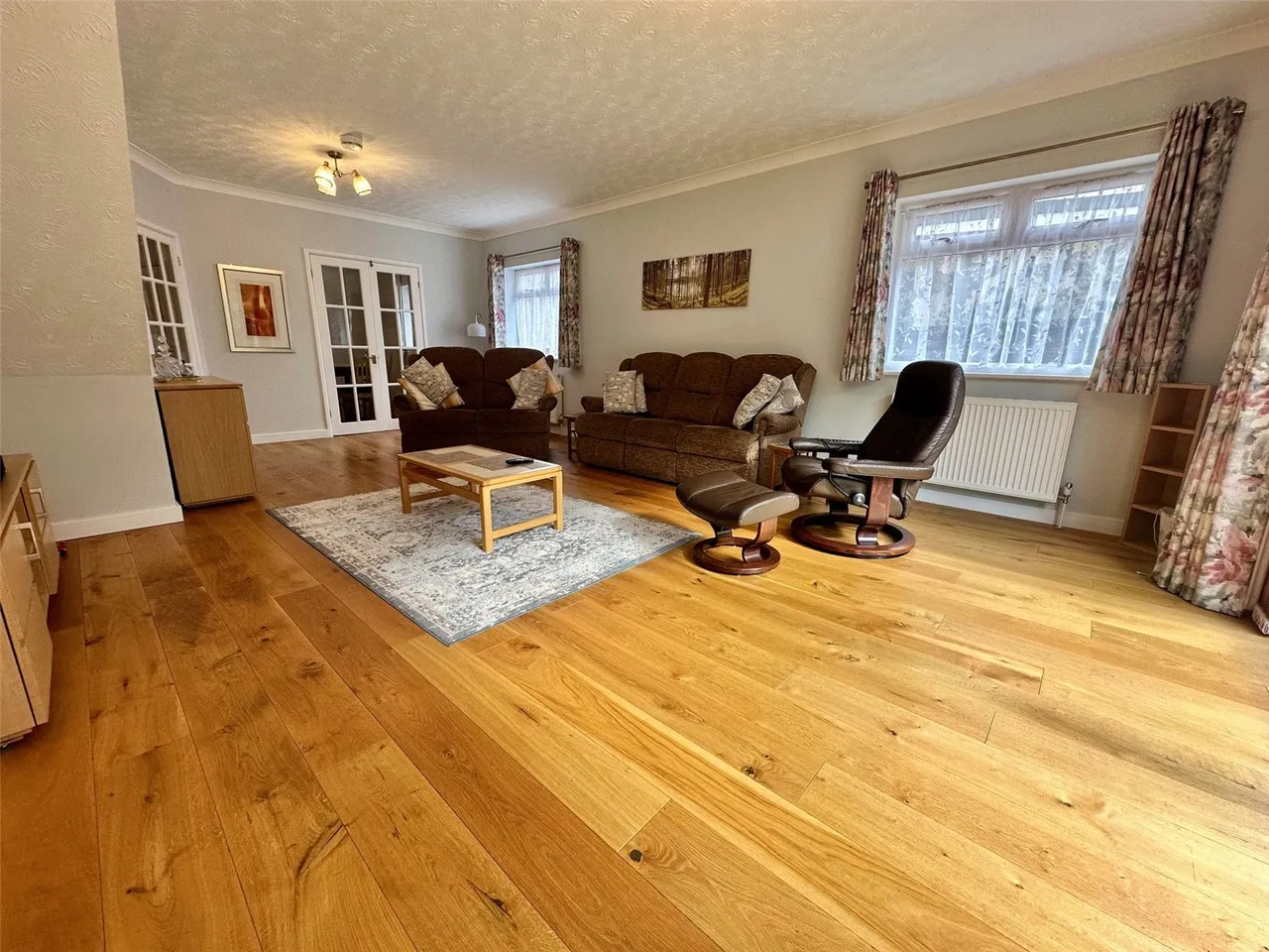 Hazel Avenue, Farnborough, Hampshire, GU14 0HA, photo 16
