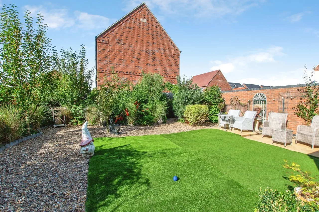 Clover Way, Swineshead, PE20, photo 15