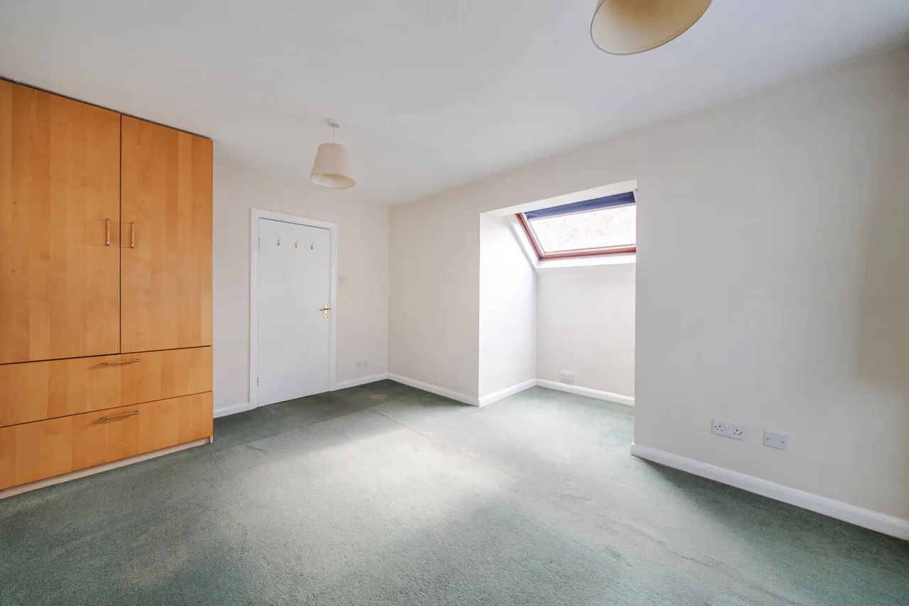 Devonshire Road, Colliers Wood, London, SW19, photo 4