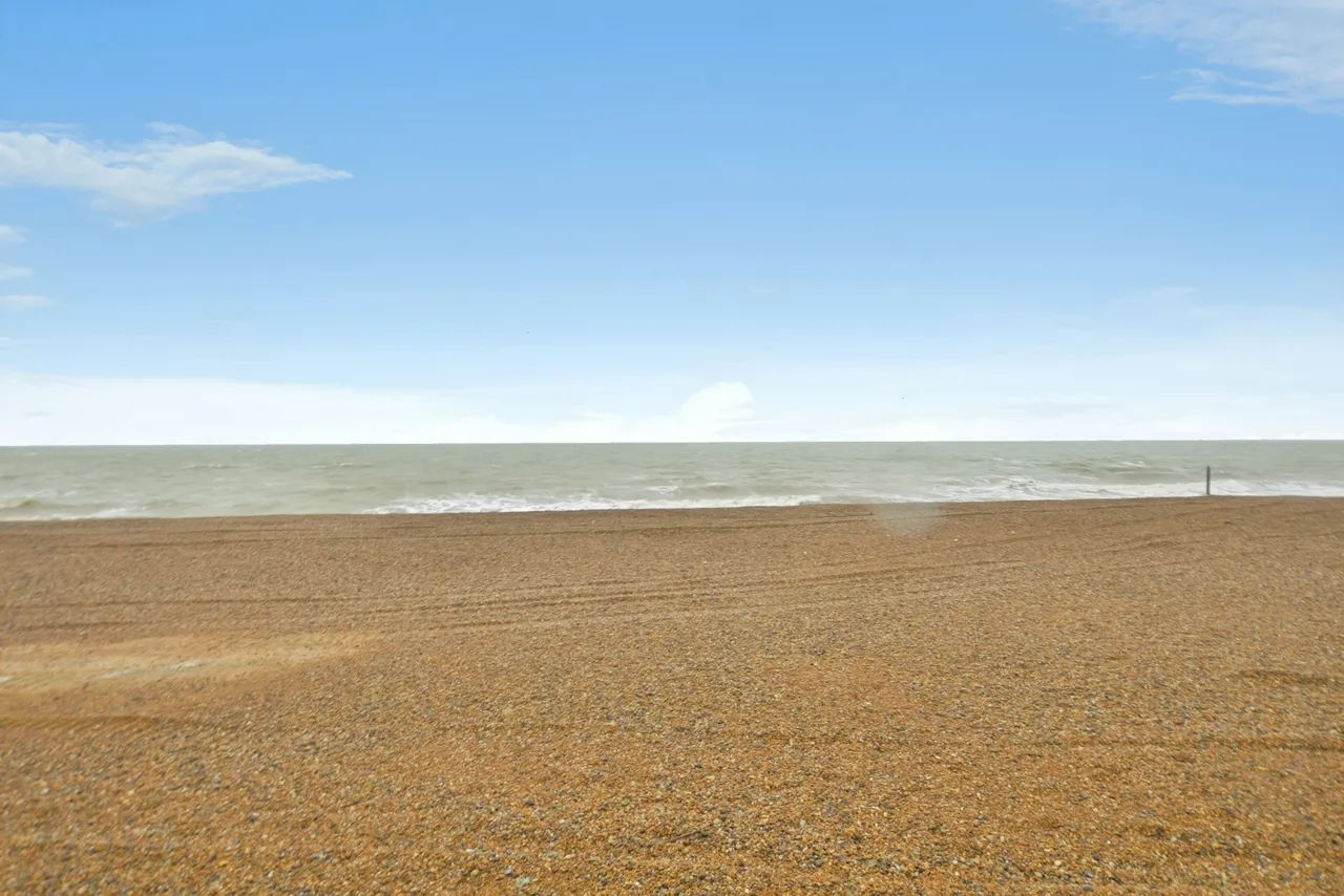 Sandgate High Street, Sandgate, Folkestone, Kent, CT20, photo 2