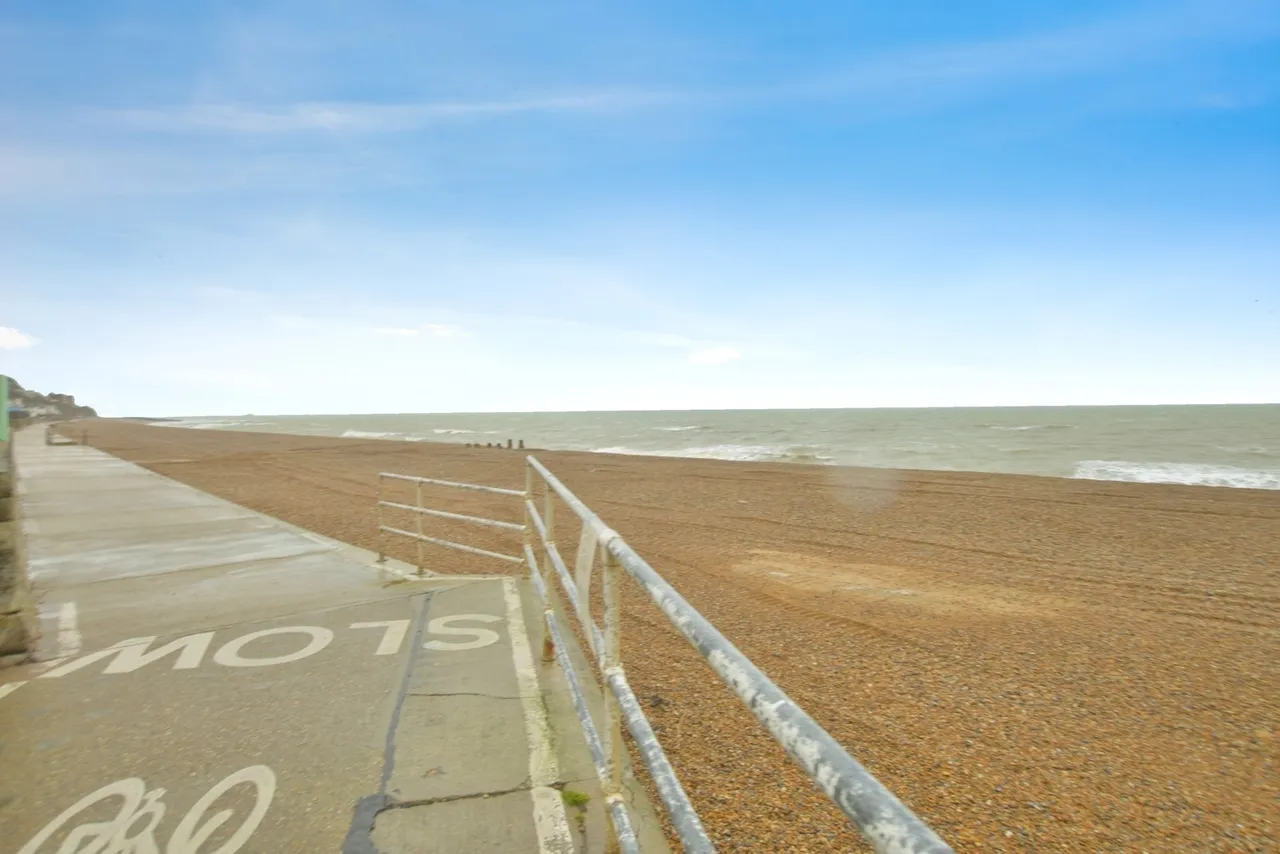 Sandgate High Street, Sandgate, Folkestone, Kent, CT20, photo 6