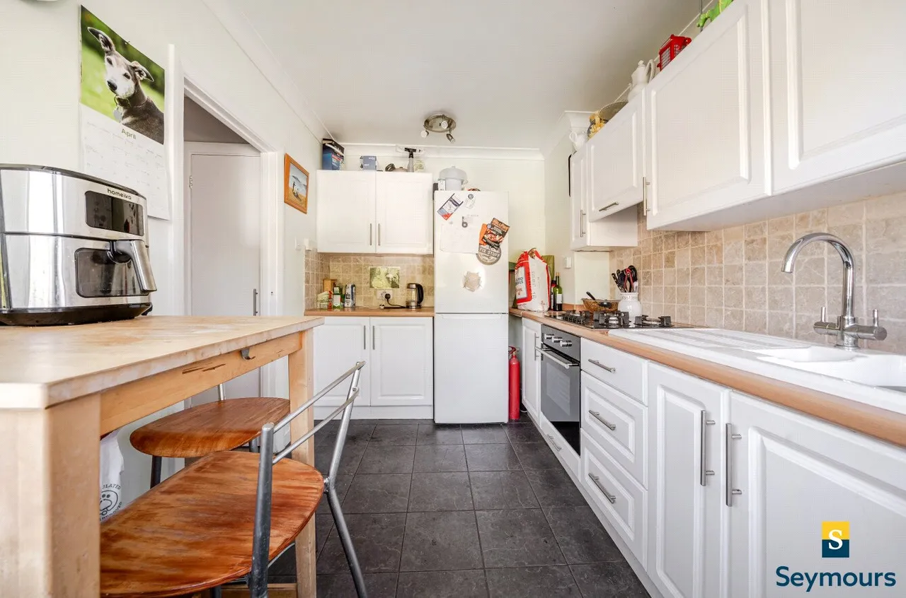 Bladon Close, Guildford, GU1, photo 6
