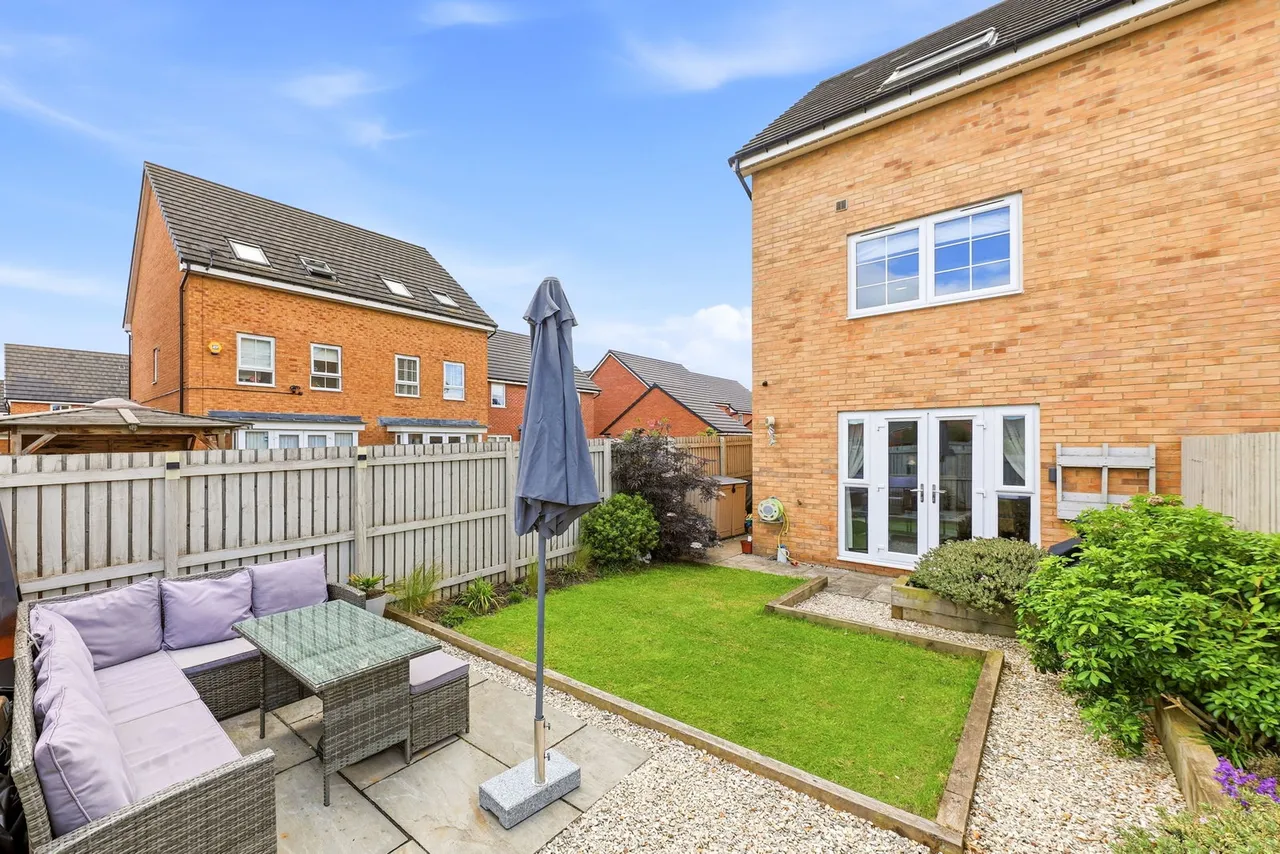 Waterton Close, Methley, LS26, photo 22