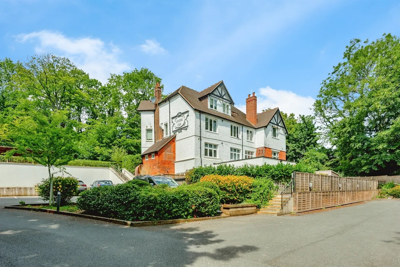 London Road North, Merstham, Redhill, photo 12