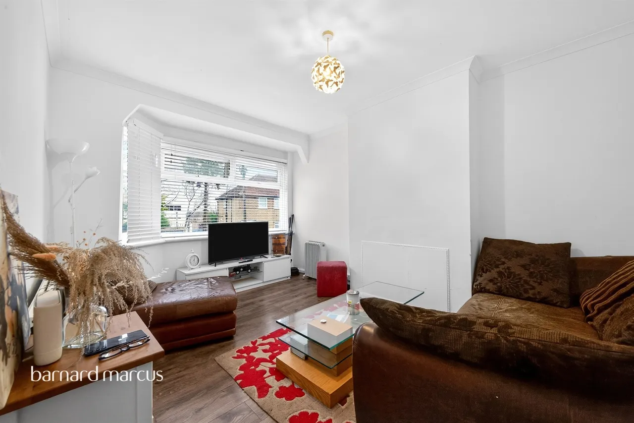 Oakleigh Close, London, photo 12
