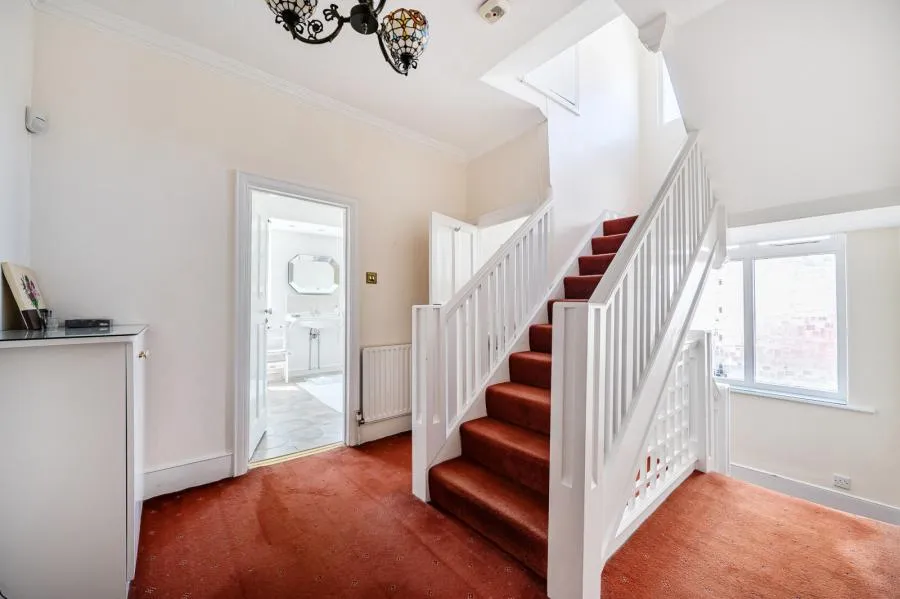 Arden Road, London, N3, photo 21