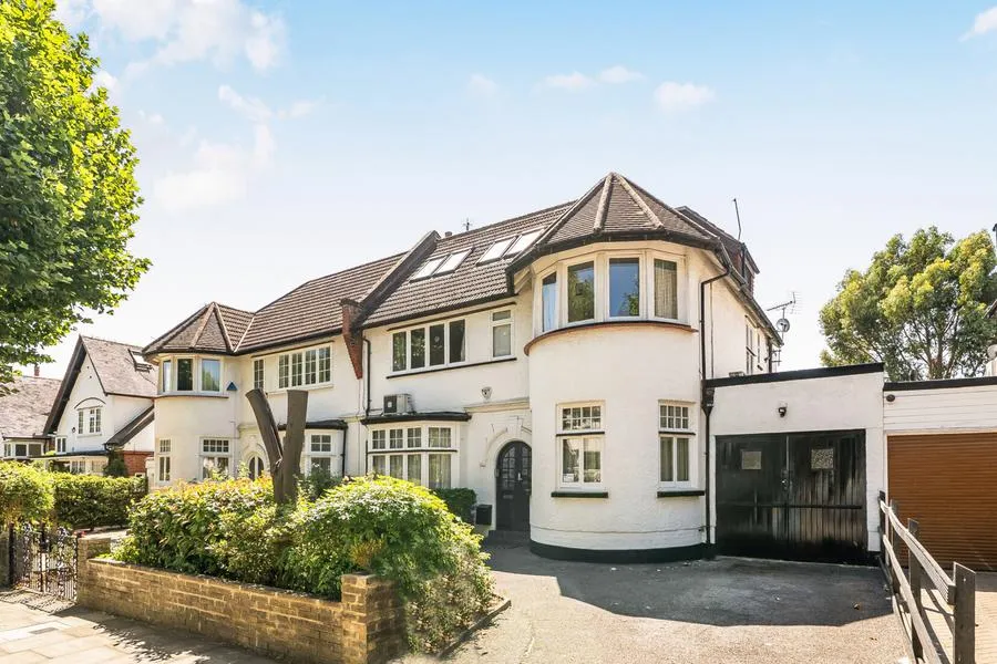 Arden Road, London, N3, photo 15