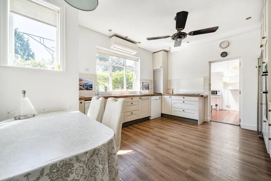 Arden Road, London, N3, photo 8