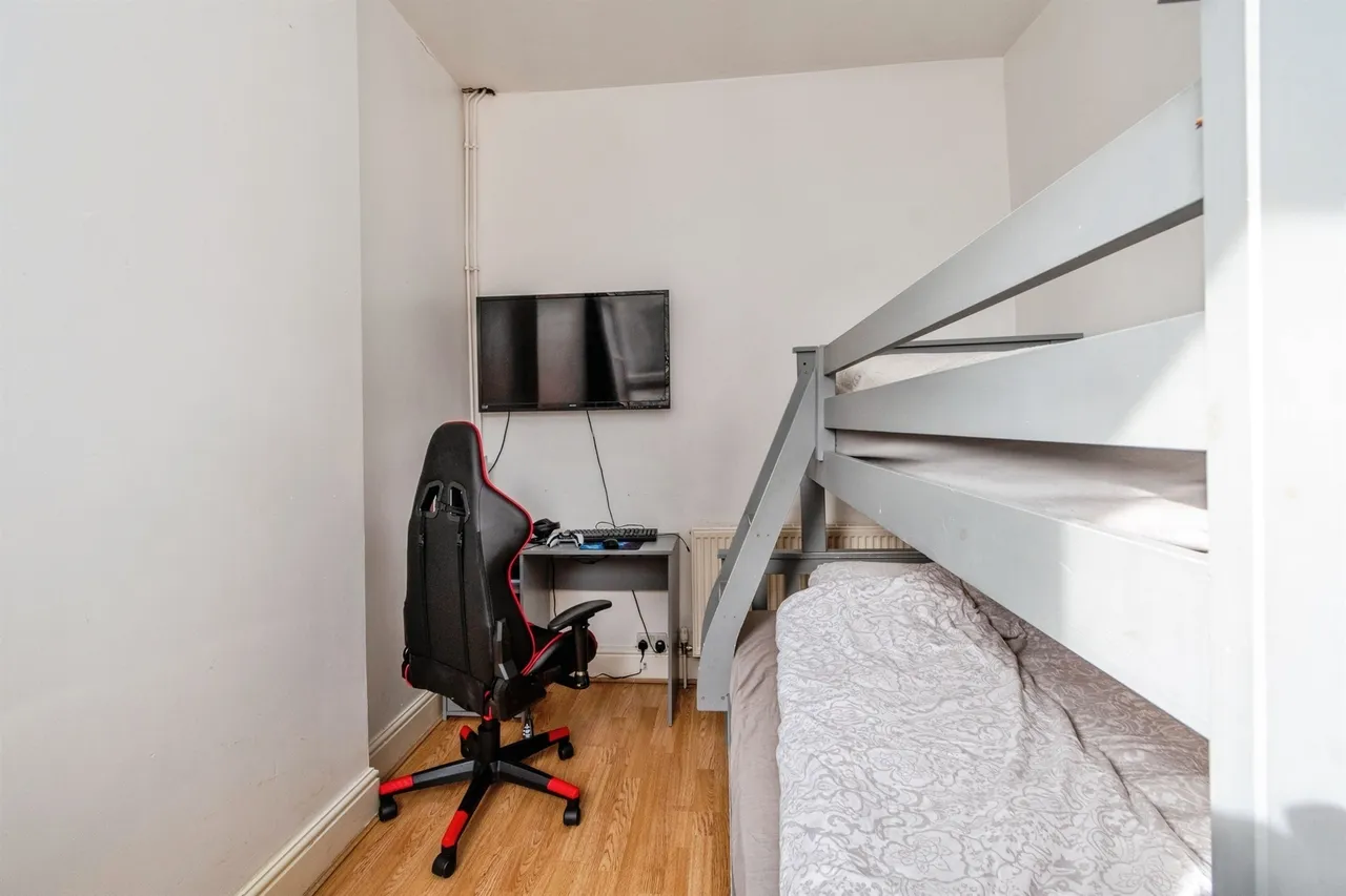 West Bromwich Road, Walsall, WS1, photo 9