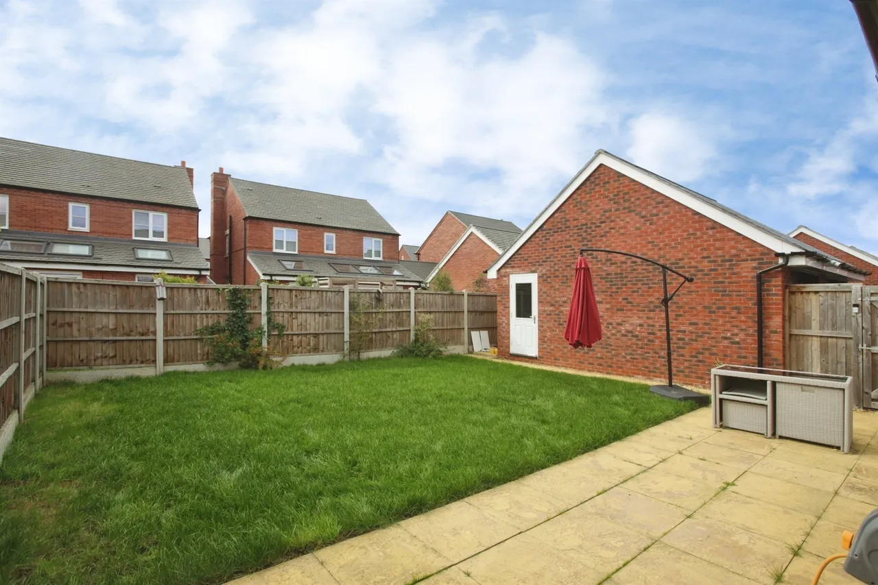Anthorn Close, Houlton, CV23, photo 19