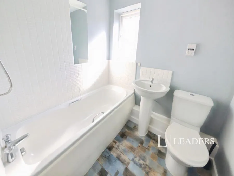 Bowne Street, Sutton-in-Ashfield, NG17, photo 4