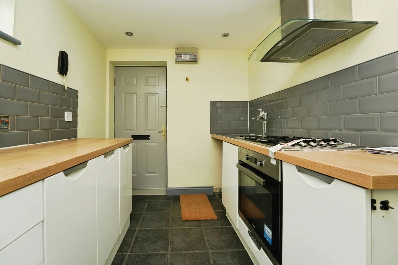 Sotherby Drive, Cheltenham, GL51, photo 3