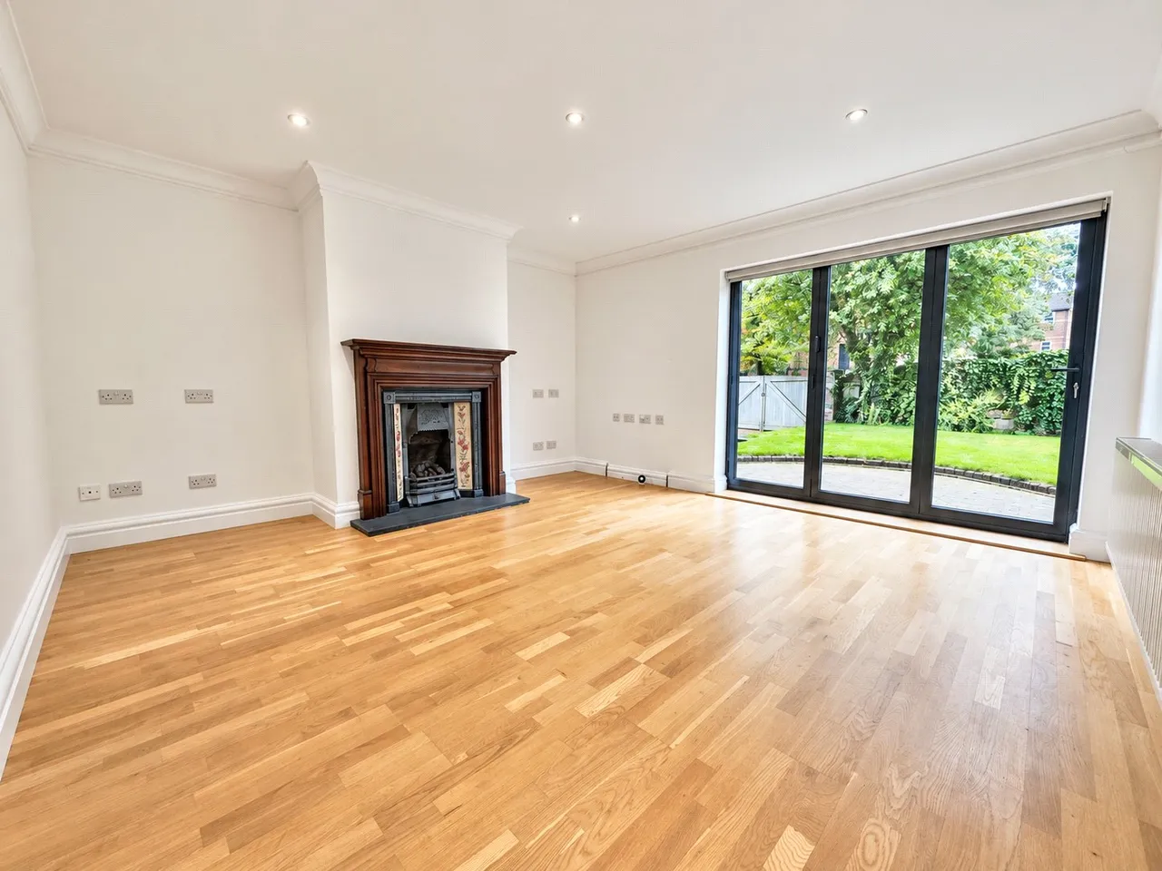 Beresford Close, Oxton, CH43, photo 7