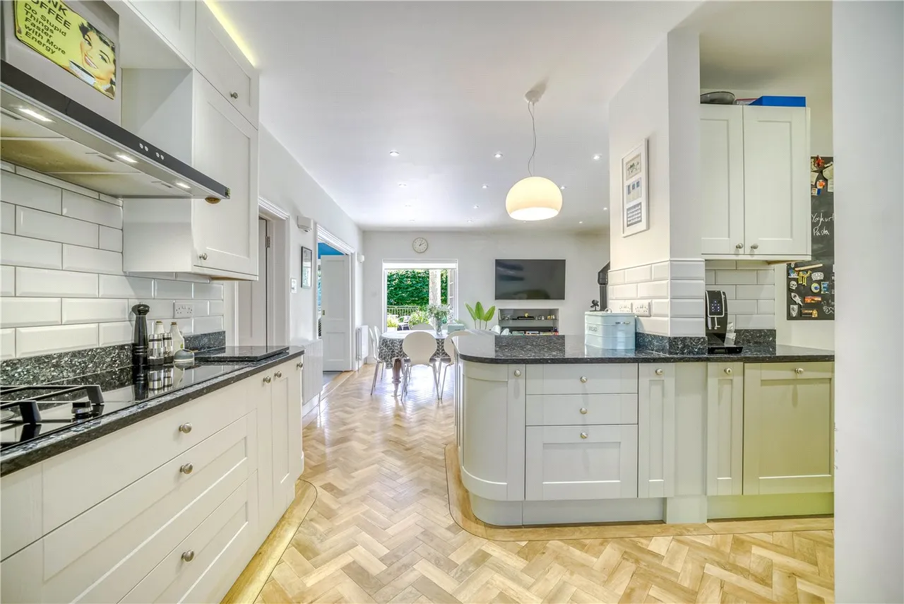 Sandecotes Road, Lower Parkstone, Poole, BH14, photo 9