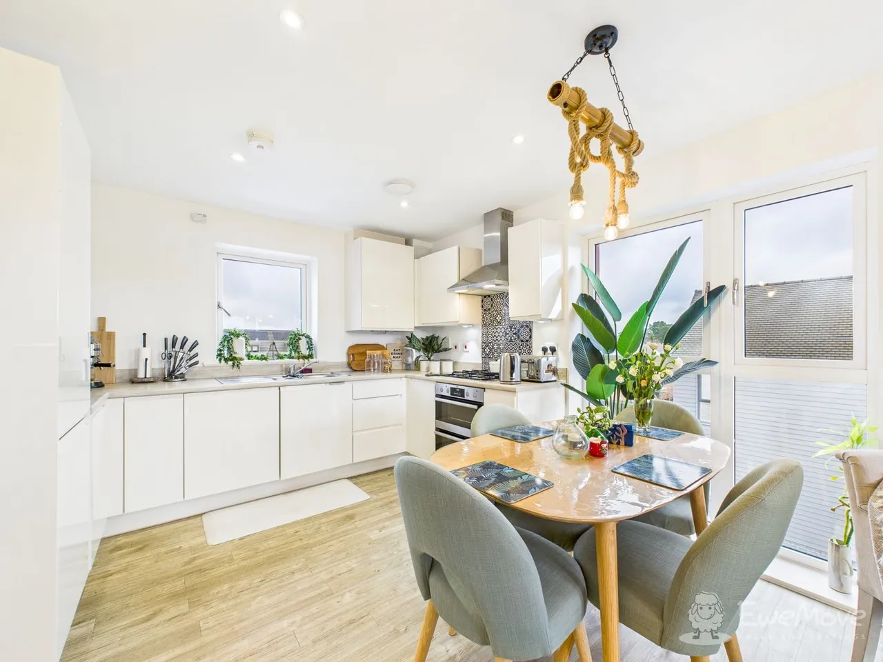 Thorpe Close, Bordon, GU35, photo 4