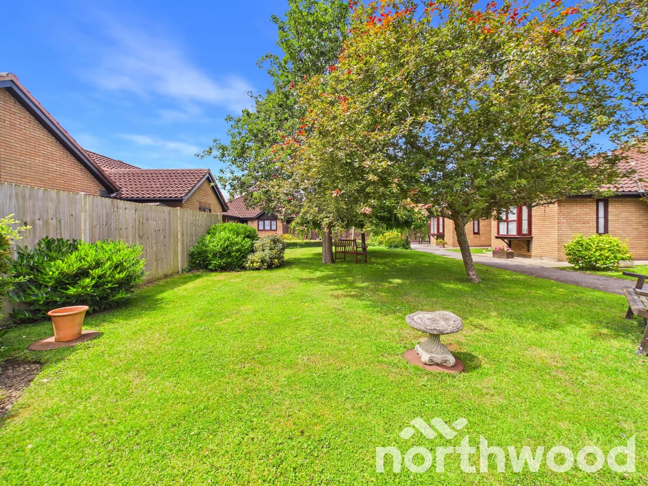 Meridian Court, Singleton, TN23, photo 14
