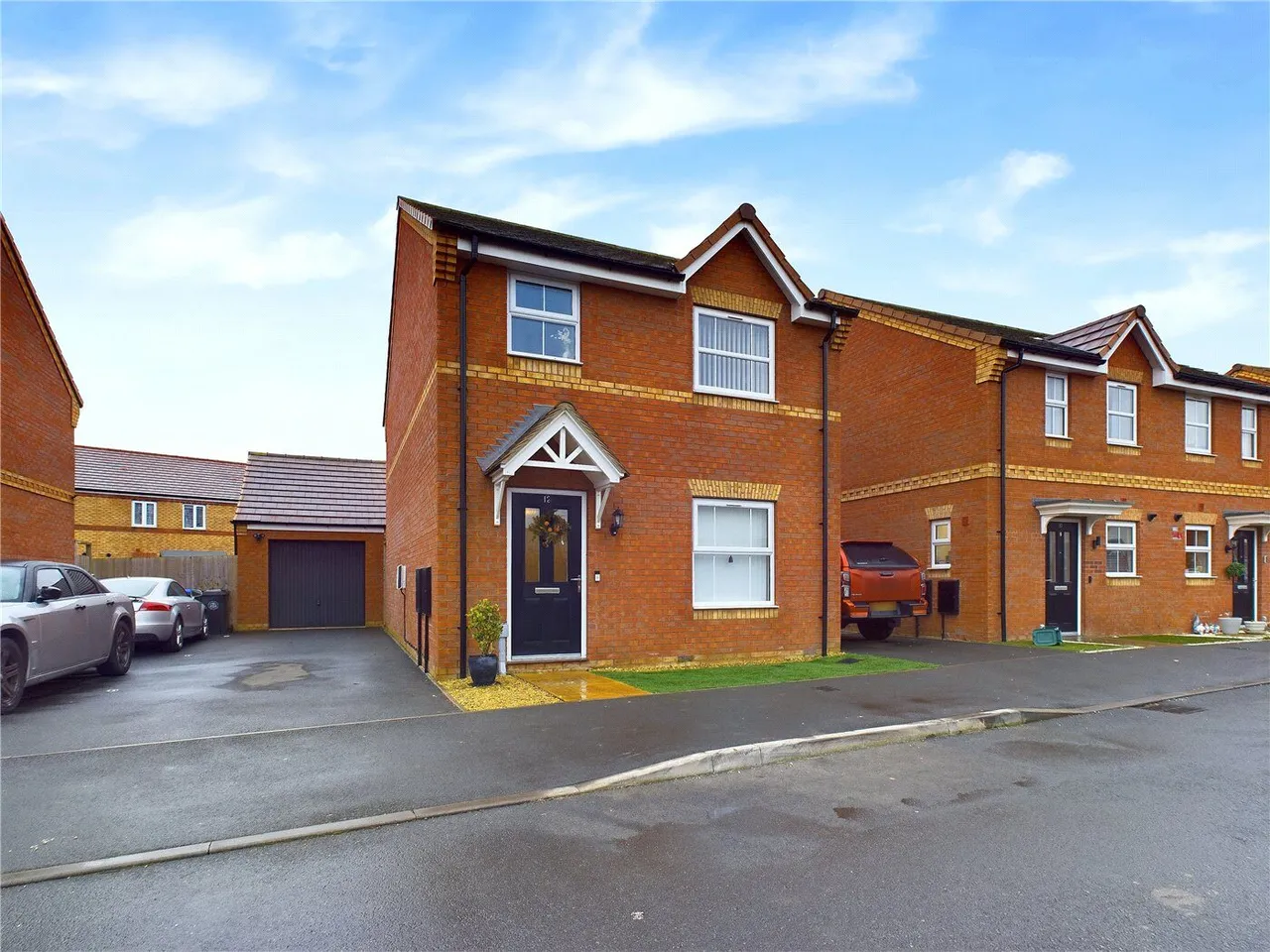 3 bed house for sale, Swordfish Avenue, Southam, CV47