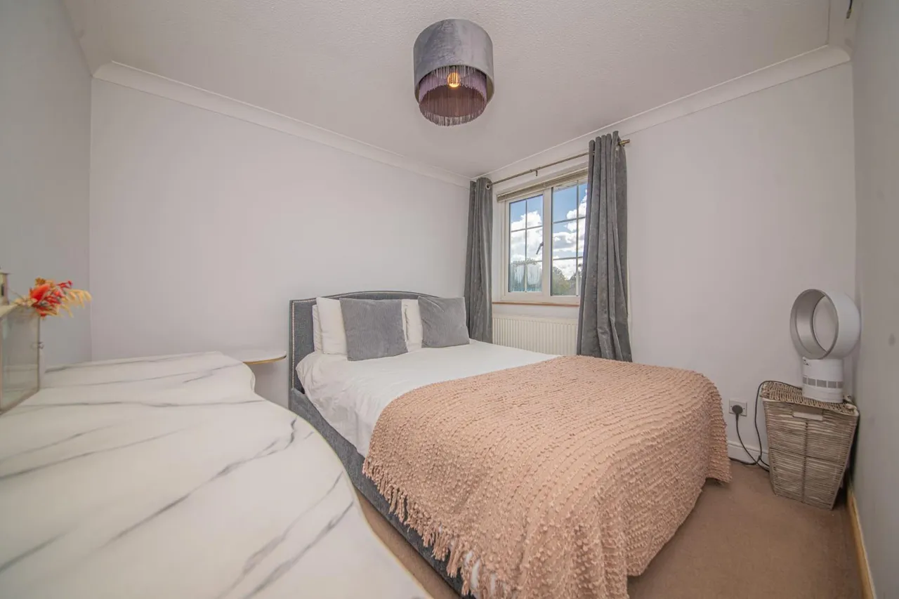 Olympic Way, Bishopstoke, Eastleigh, Hampshire, SO50 8PP, photo 9