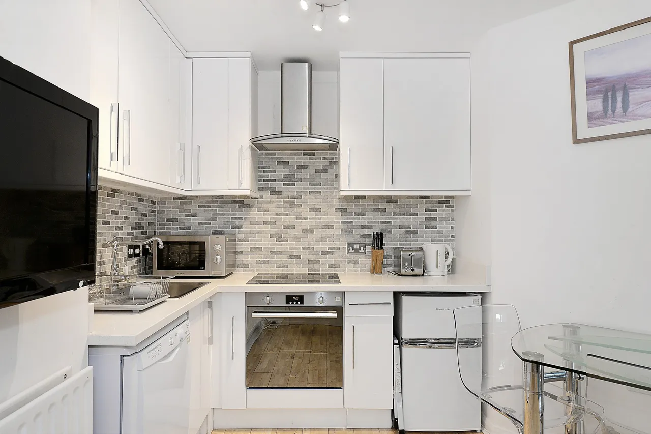 Beckford Close, Hammersmith and Fulham, W14, photo 4