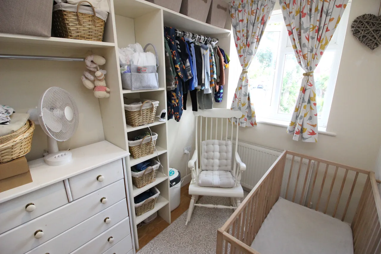 Pembury Avenue, WORCESTER PARK, Surrey, Worcester Park, KT48BU, photo 7