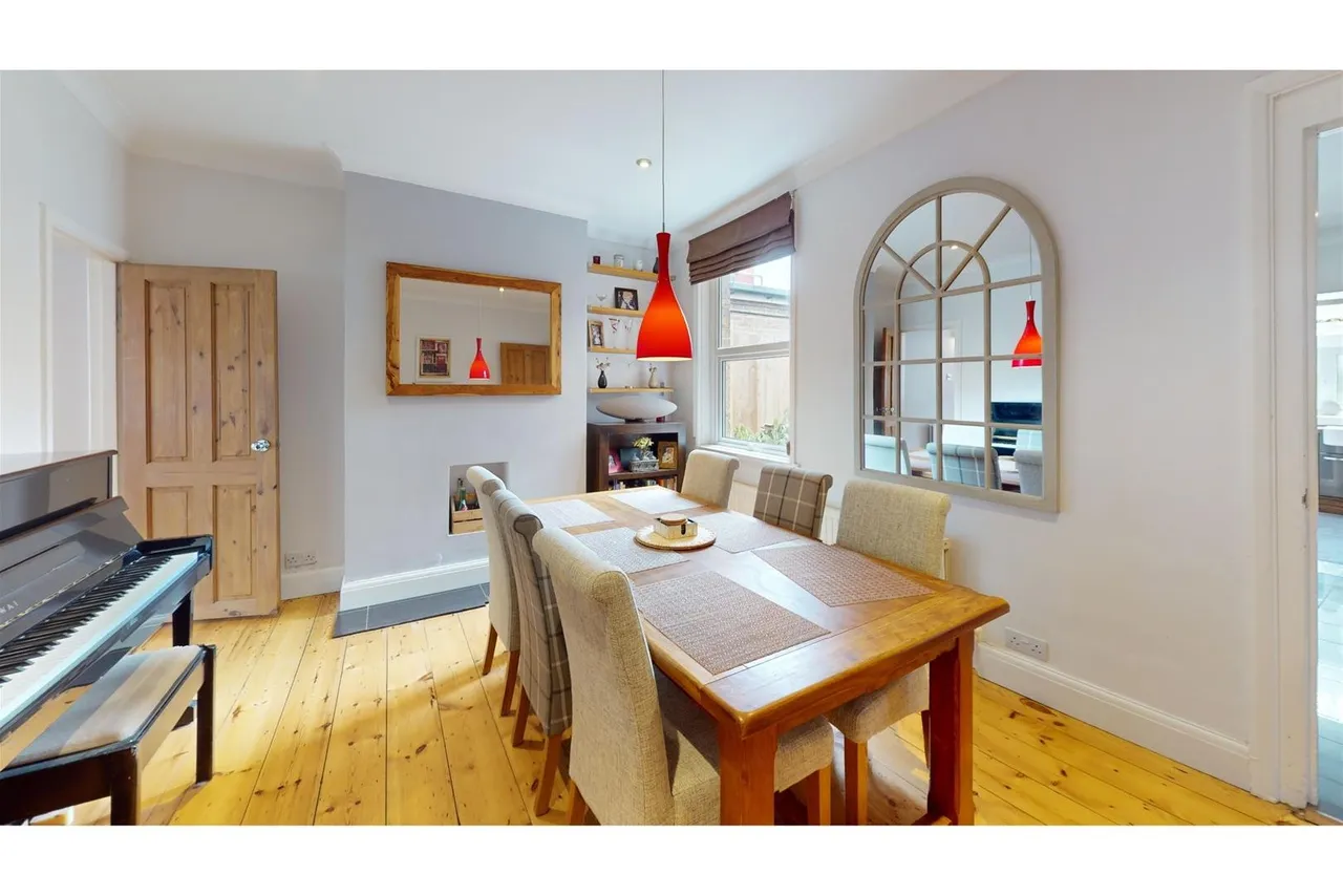 New Street, Horsham, West Sussex RH13 5EE, photo 4