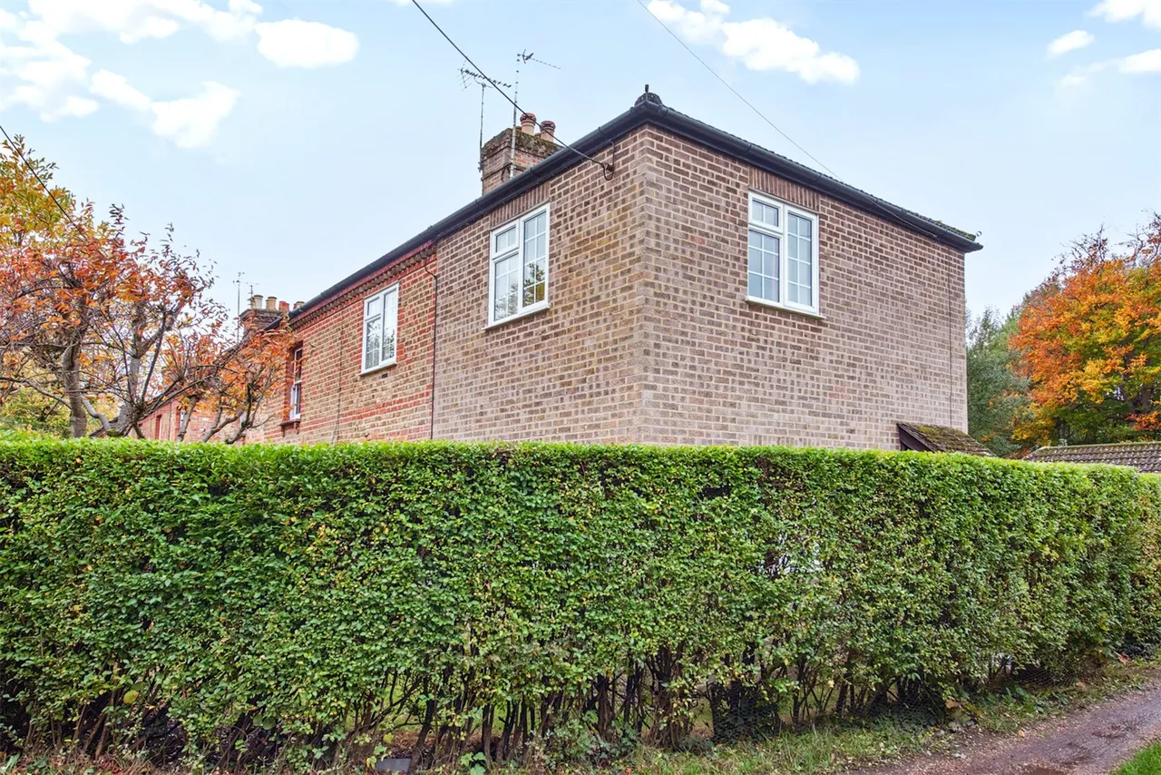 Canal Bank, Ash Vale, Guildford, Surrey, GU12 5HL, photo 14