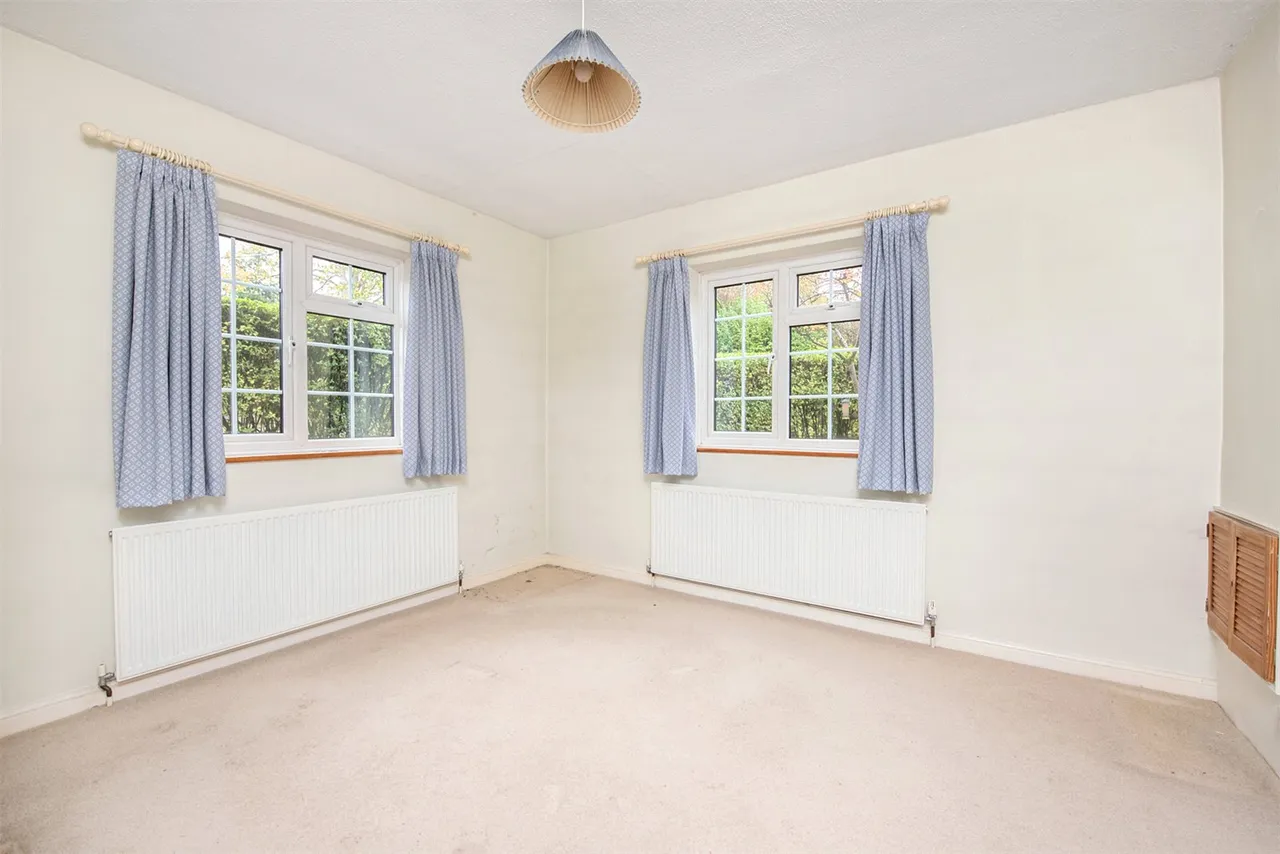 Canal Bank, Ash Vale, Guildford, Surrey, GU12 5HL, photo 11