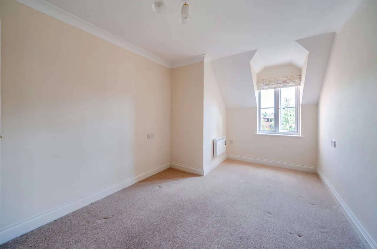 Branksomewood Road, Fleet, GU51, photo 7