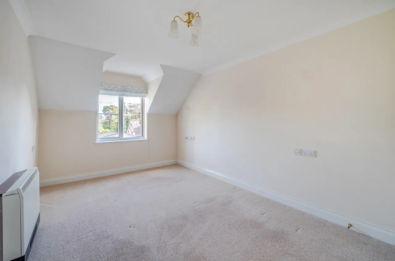 Branksomewood Road, Fleet, GU51, photo 5