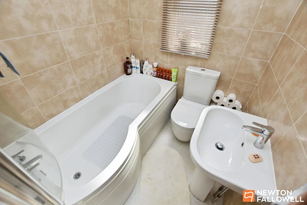 Shelthorpe Road, Loughborough, LE11, photo 13