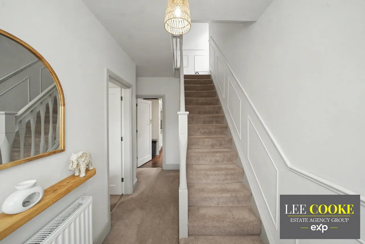 Long Knowle Lane, Wednesfield, Wolverhampton, WV11 1JH, photo 6