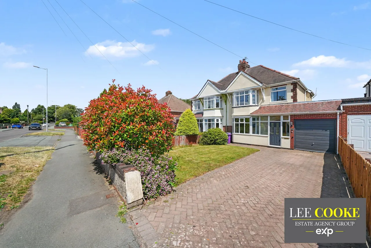 Long Knowle Lane, Wednesfield, Wolverhampton, WV11 1JH, photo 2
