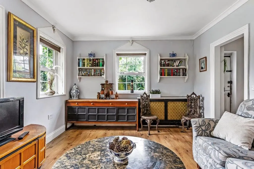 Horsham Road, Dorking, RH4, photo 9