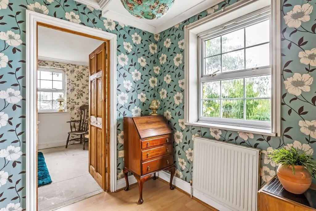 Horsham Road, Dorking, RH4, photo 14