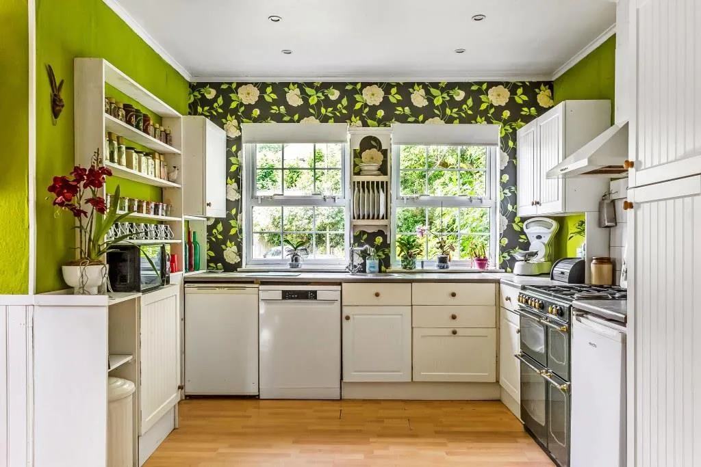 Horsham Road, Dorking, RH4, photo 20