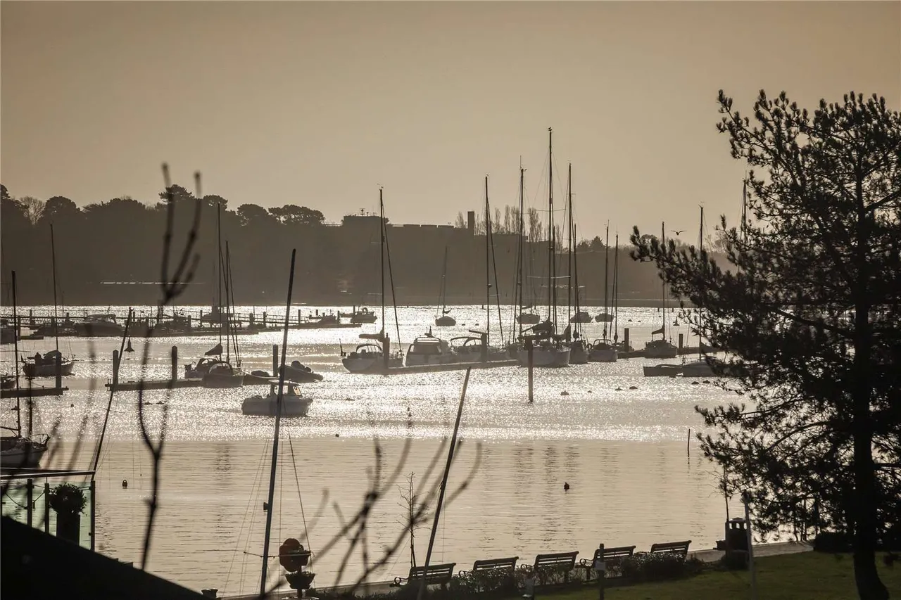Oyster Quay, High Street, Hamble, Southampton, SO31 4BQ, photo 8