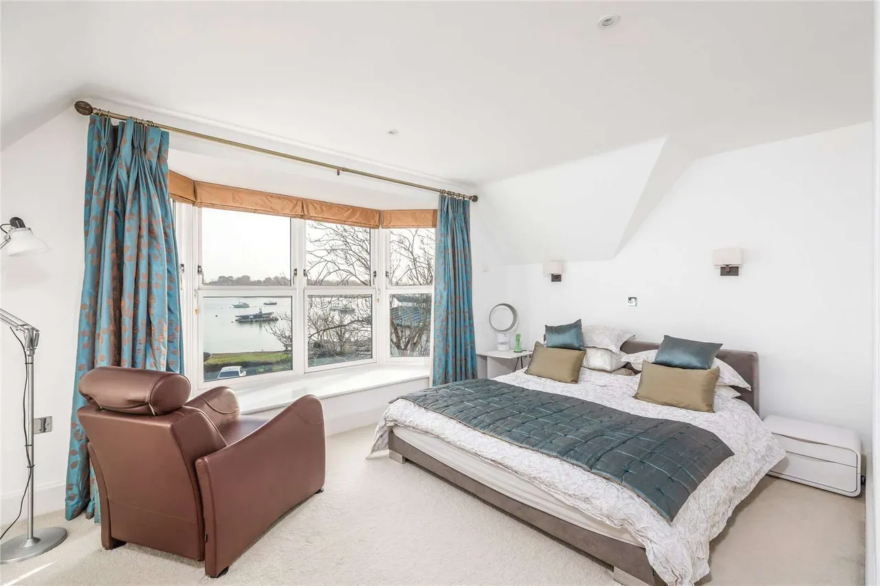 Oyster Quay, High Street, Hamble, Southampton, SO31 4BQ, photo 10