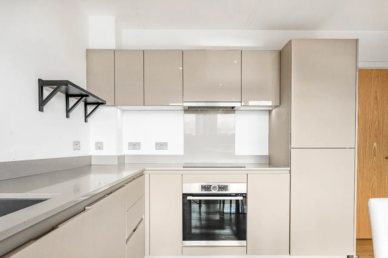 Barry Blandford Way, London, E3, photo 4
