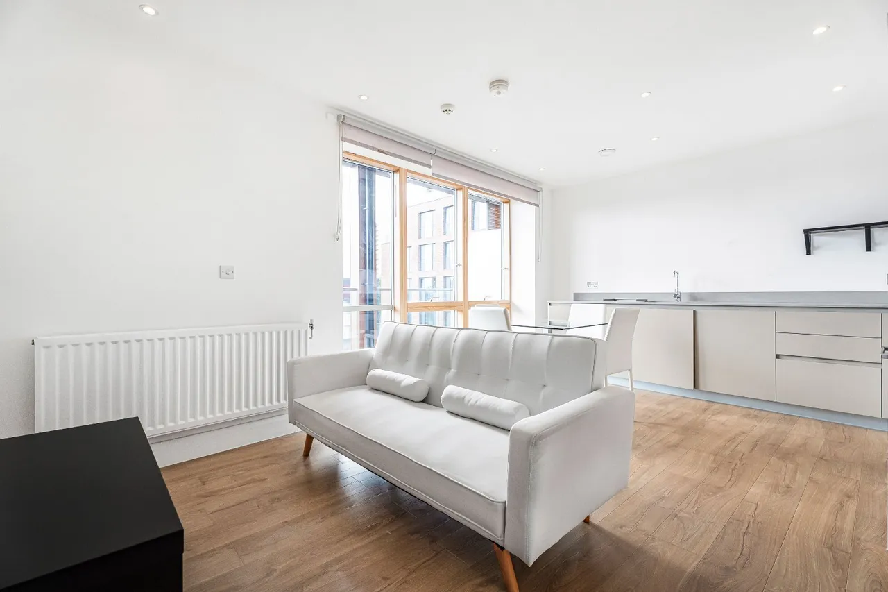 1 bed flat for sale, Barry Blandford Way, London, E3