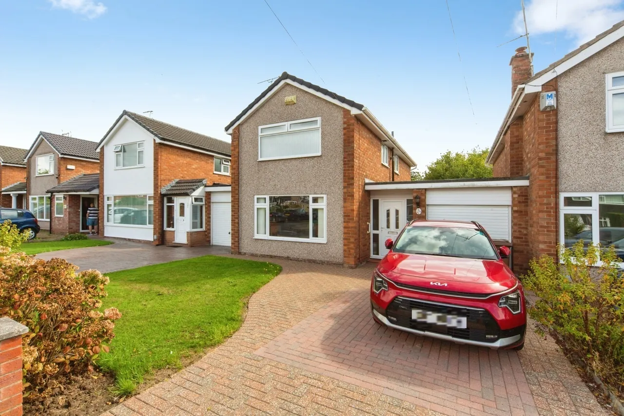 Lyndale Avenue, Eastham, CH62, photo 19