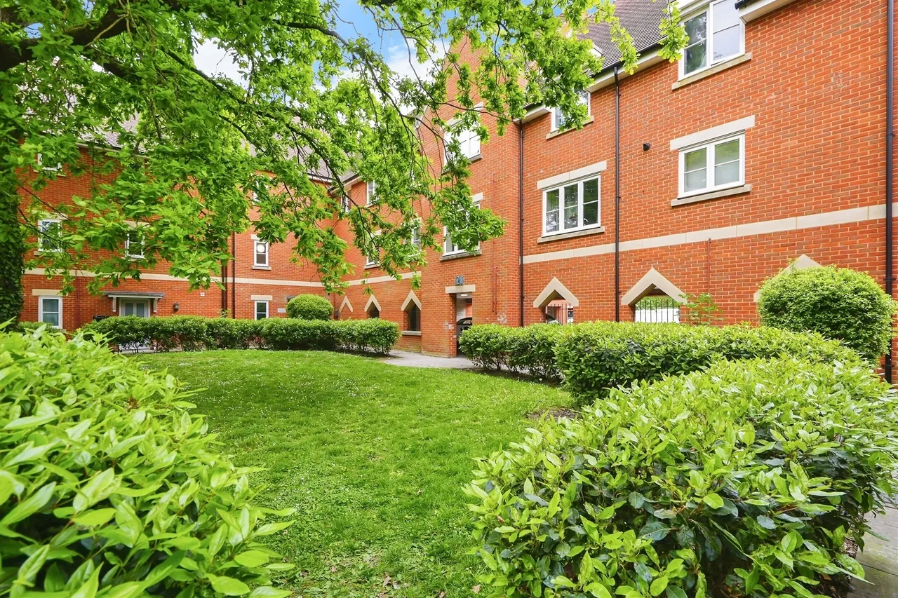 2 bed flat for sale — St. Mary's, Wantage