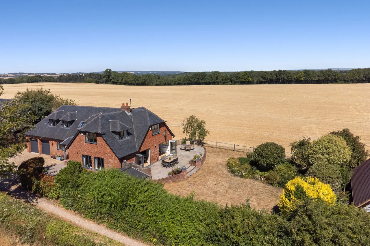 River Hill, Binsted, GU34, photo 2