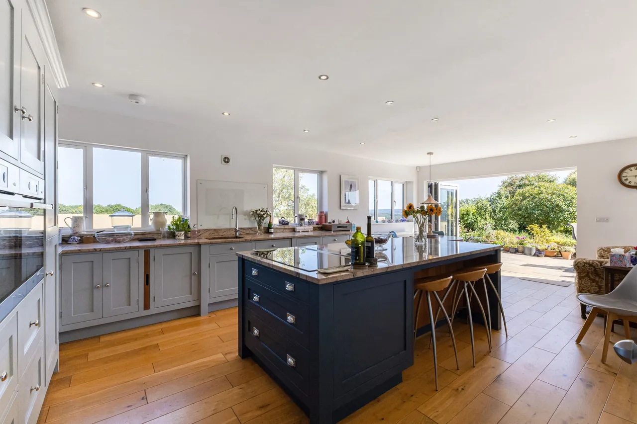 River Hill, Binsted, GU34, photo 3